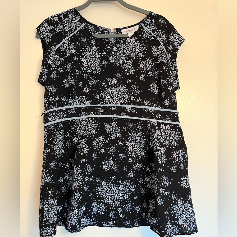 Beautiful floral Maternity Top
